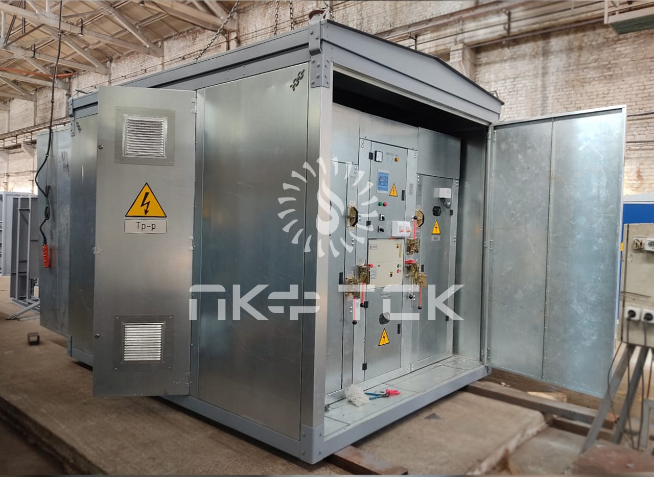 В металлическом корпусе (КТП киоскового типа)