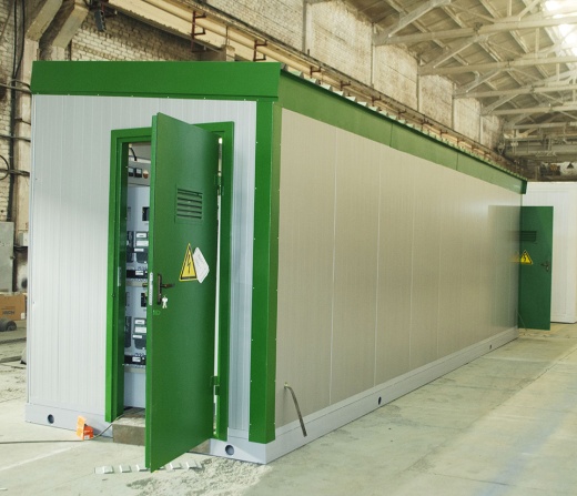 В блочно-модульном здании типа «сэндвич» (КТПНУ)