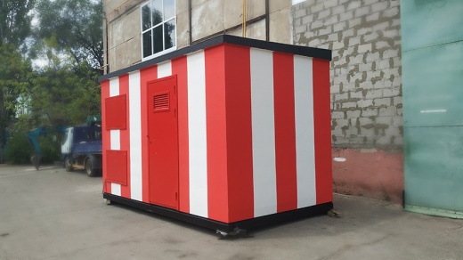 В бетонном корпусе (БКТП)