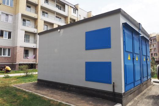 В бетонном корпусе (БКТП)